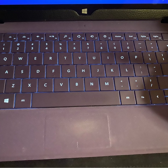 Microsoft surface RT - Picture 2 of 5